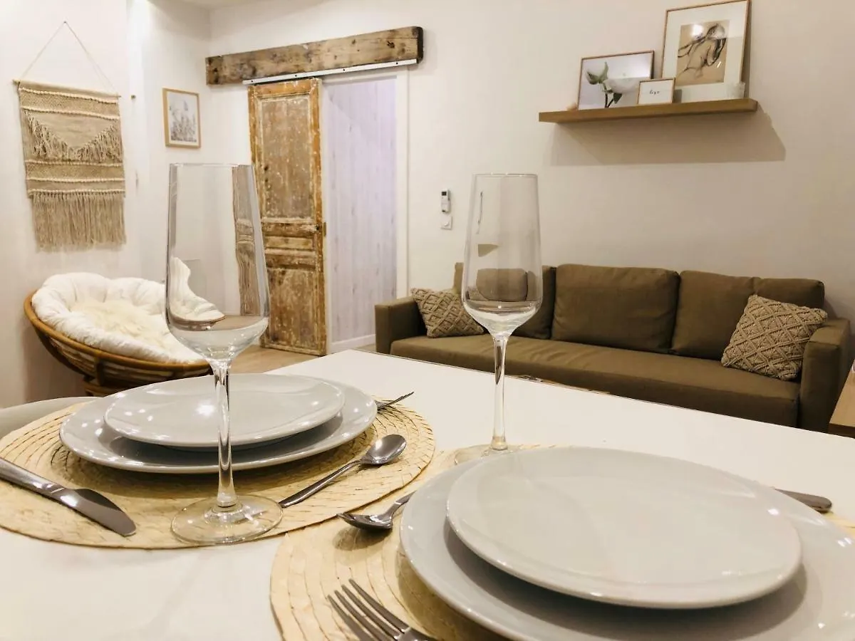 Apartment Urbinn Flat - Lit Rond, Jacuzzi, Vieux-Port Marseille